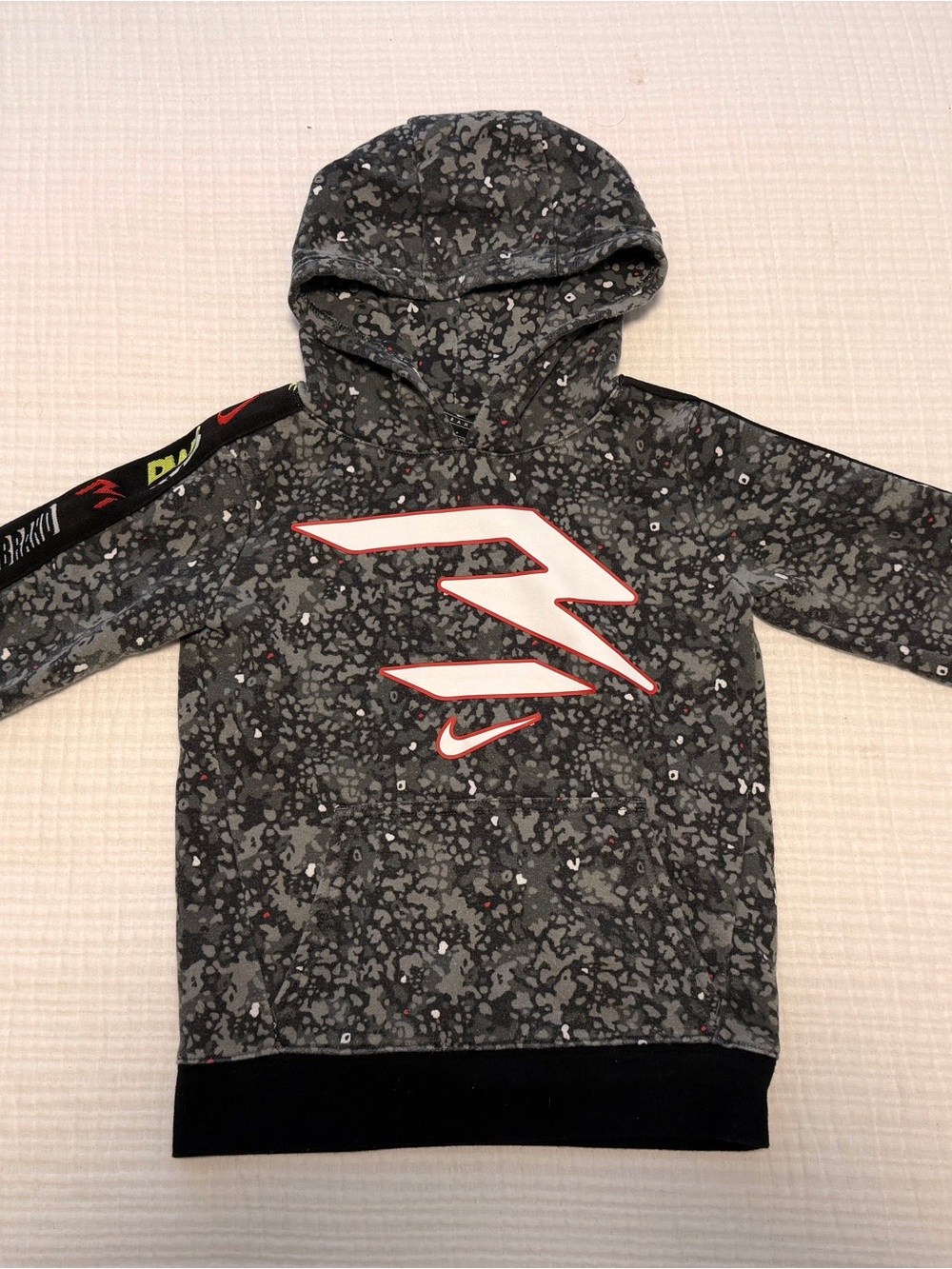 Nike 3BRAND Speckle Pullover Hoodie, Size SM (US 5 Little Kid)